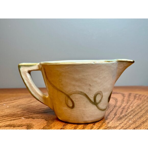 Hand Painted Louisville Stoneware Co Vintage Ceramic Creamer Grape Motif Harvest - Picture 3 of 10